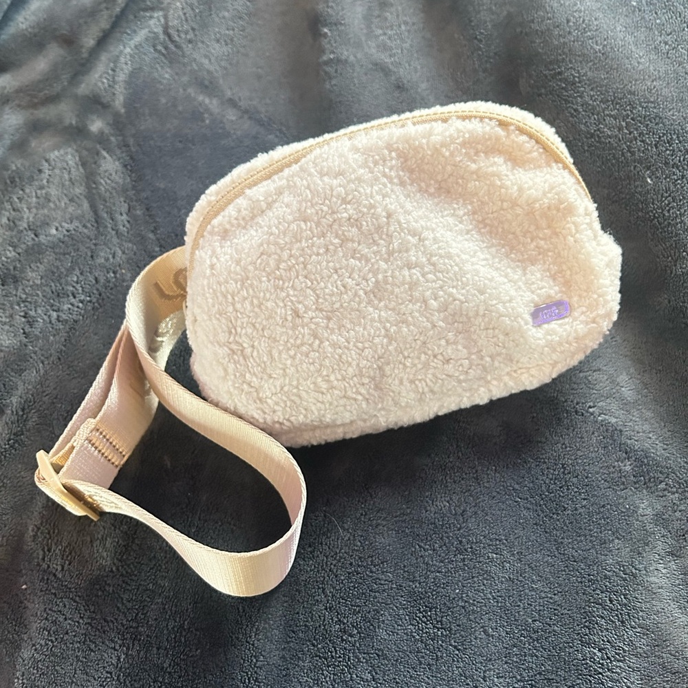 Lole Cream Crossbody Bag
